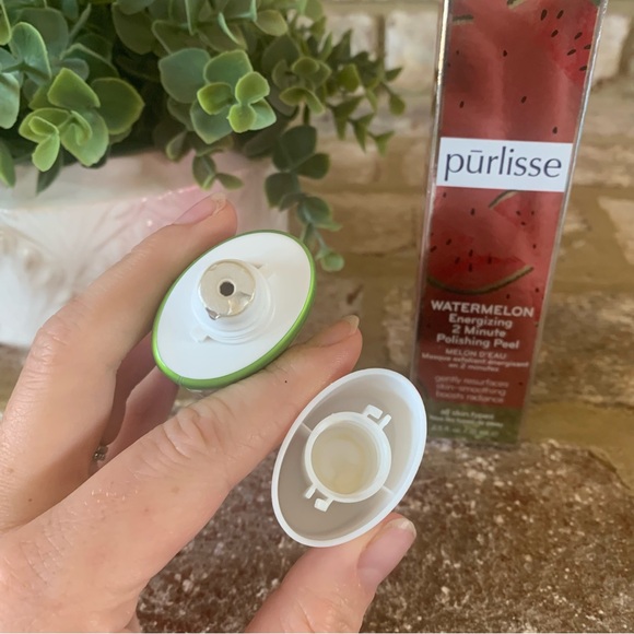 ✨$5✨ Purlisse | Watermelon Energizing 2 Minute Polishing Peel | 2.5 Fl Oz - Picture 5 of 9